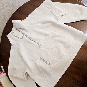 Cozy Half-Zip Sweatshirt in Light Gray